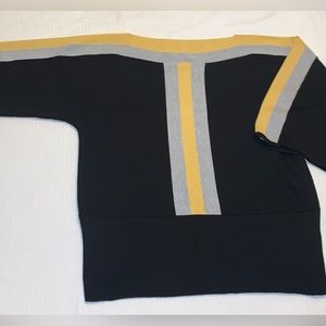 Cable and Gauge Women’s causal boatneck 3/4 length sleeve sweater Size: XL